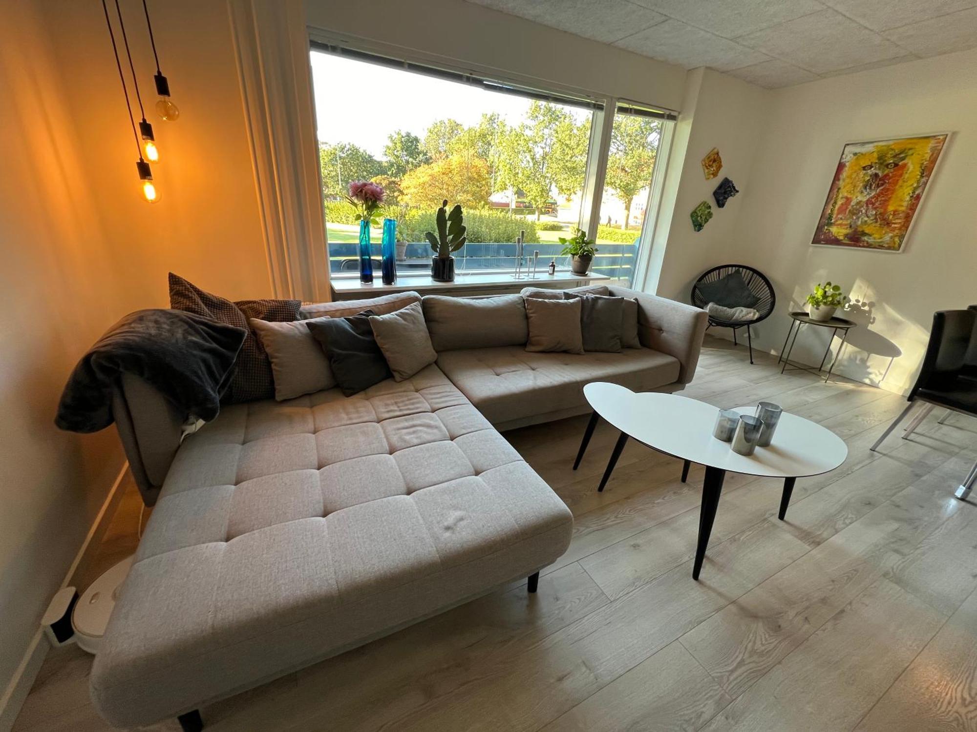 Nyrenoveret Lejlighed Med Balkon Og Parkering Esbjerg Buitenkant foto